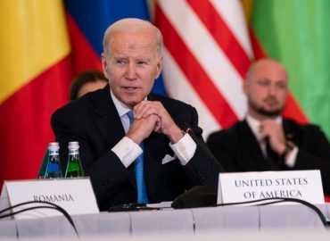1 year into the Ukraine War, Biden announces enormous sanctions against Russia