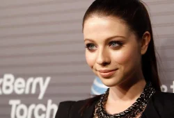 Actress Michelle Trachtenberg Dies from Diabetes Complications